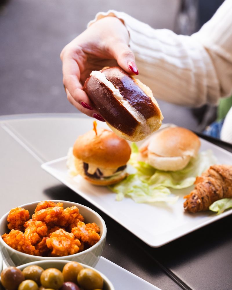 Mini burger e stuzzichini